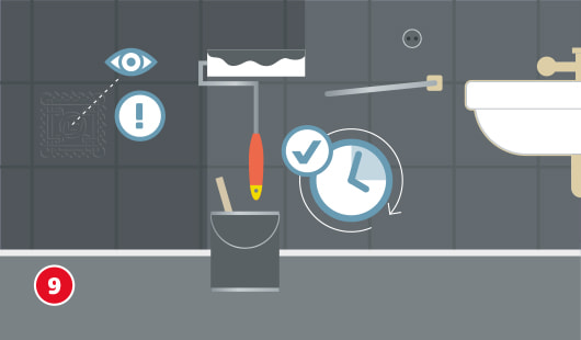 Illustration zum achten Schritt beim Erneuern einer Silikonfuge. Eine geflieste Wand ist vollständig dunkel gestrichen. Eine Farbdose mit Anleitung steht im Vordergrund, daneben Symbole: ein Fragezeichen, eine Uhr mit Häkchen und der Hinweis „ca. 12 Stunden Trockenzeit“.