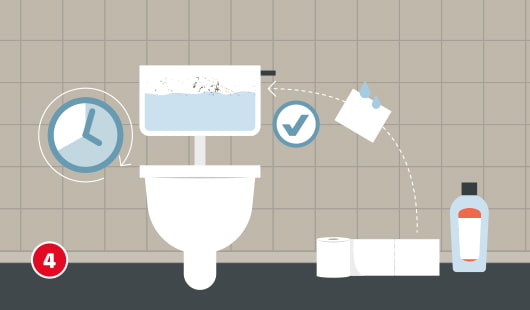 Eine schematische Darstellung zeigt die gezielte Entfernung von Kalkablagerungen im oberen Bereich eines Spülkastens. Toiletten- oder Küchenpapier wird mit Entkalker getränkt und auf die betroffenen Stellen gelegt. Eine Uhr symbolisiert die empfohlene Einwirkzeit über Nacht. Ein Häkchensymbol kennzeichnet die empfohlene Methode. Unten links ist ein roter Kreis mit einer weißen 4