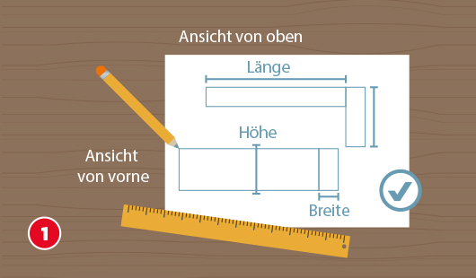 Eine schematische Darstellung zeigt das Ausmessen der Gabionenmauer. Auf einem Blatt Papier sind zwei Ansichten einer Mauer mit den beschrifteten Maßen Länge, Breite und Höhe dargestellt. Ein Bleistift und ein Lineal liegen daneben auf einer Holzoberfläche. Unten links ist ein roter Kreis mit einer weißen 1