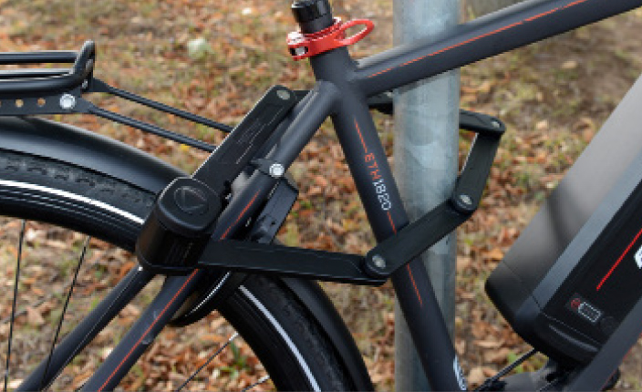 Ein Angeschlossenes Fahrrad von Fischer