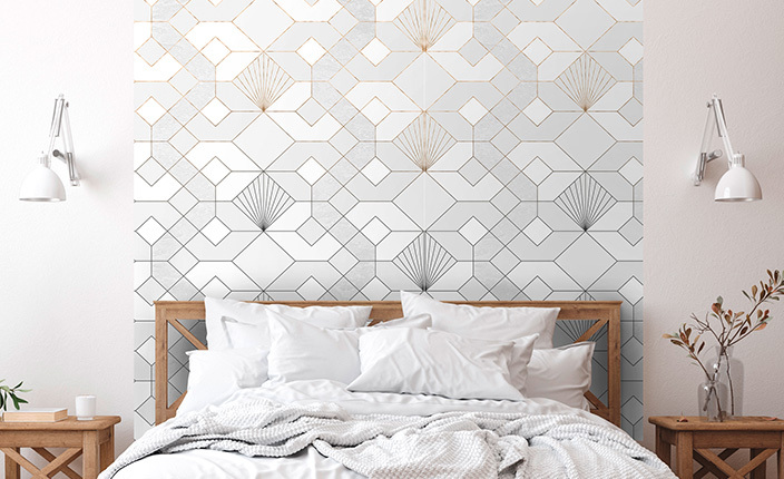 Schlafzimmer mit gemusterter Tapete aus den Tapetentrends
